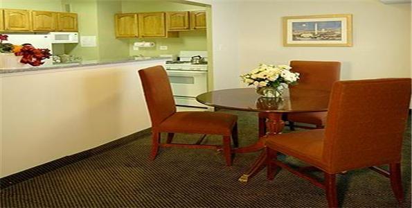 Washington Suites Alexandria Zimmer foto